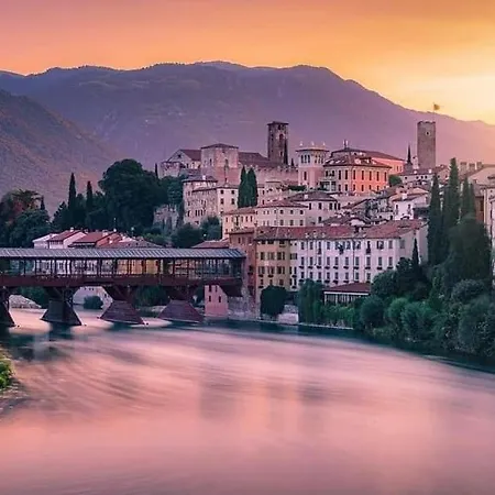 Civico 38 * Bassano del Grappa